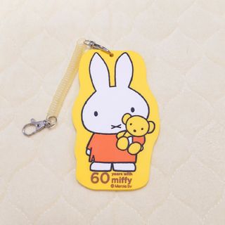 ミッフィー(miffy)のミッフィー 60周年 パスケース 未使用(キャラクターグッズ)