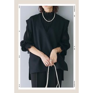 再入荷　フリルハイネックブラウス　frene   人気(シャツ/ブラウス(長袖/七分))