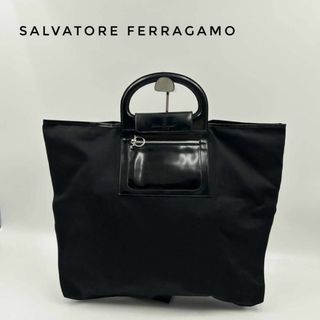 フェラガモ(Ferragamo)の☆大人気☆ Ferragamo トートバッグ 黒ブラック ナイロン A4可(トートバッグ)