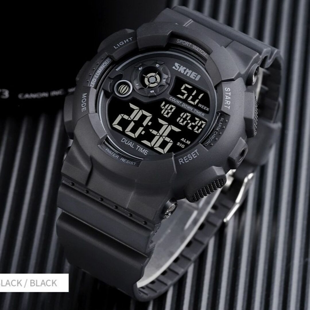 50m防水登山ダイバーズウォッチ デジタル腕時計スポーツ ストップウォッチBBH メンズの時計(腕時計(デジタル))の商品写真