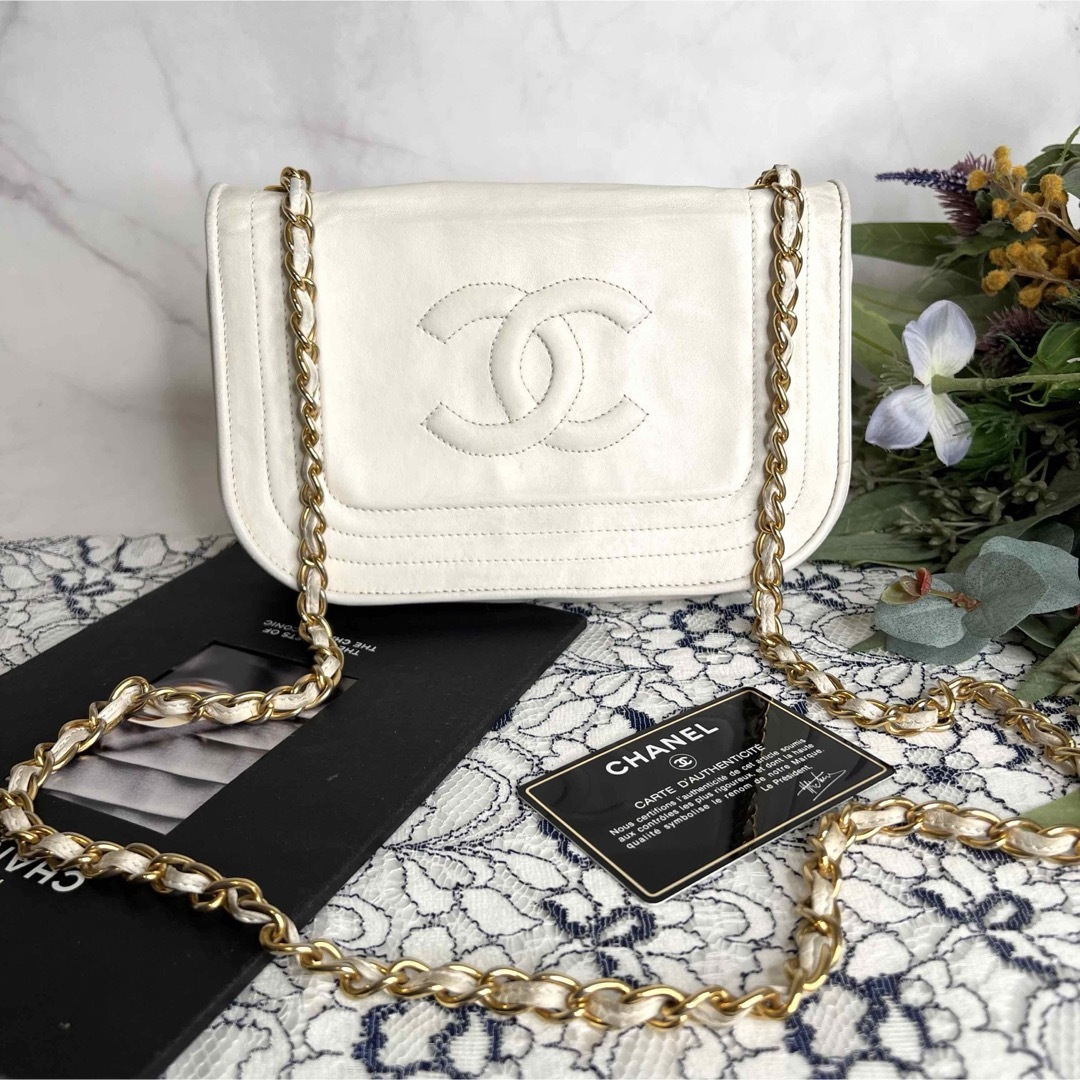 CHANEL(シャネル)のCHANEL シャネル【美品】ビンテージ チェーンショルダーバッグ ミニバッグ レディースのバッグ(ショルダーバッグ)の商品写真