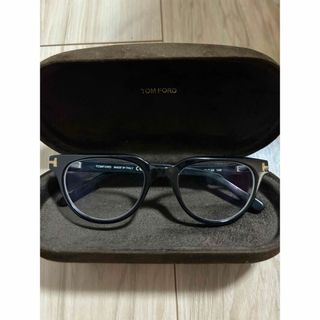 トムフォード(TOM FORD)のTOM FORD トムフォード メガネ ケース付き TF5148 (サングラス/メガネ)