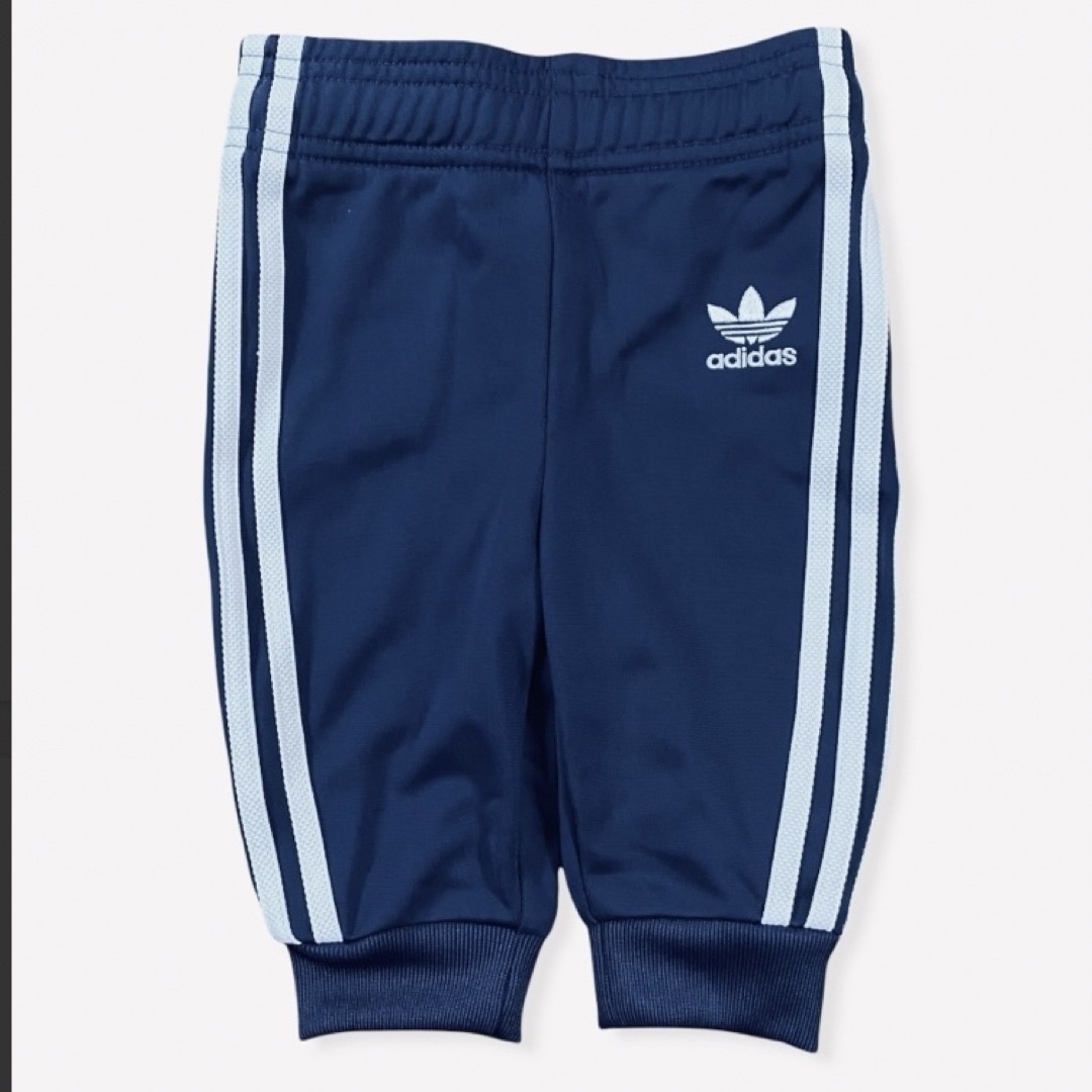 adidas(アディダス)の【ADIDAS】SUPERSTAR SUIT ベビー　ジャージ上下セット　6M キッズ/ベビー/マタニティのベビー服(~85cm)(トレーナー)の商品写真