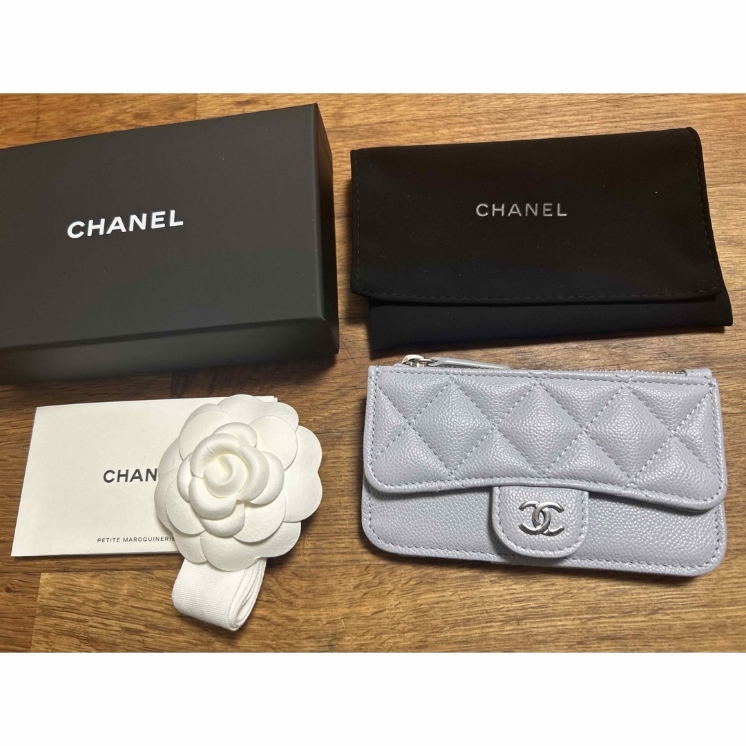 CHANEL(シャネル)の今期新作　限定完売　シャネル　フラグメントケース　カードケース レディースのファッション小物(名刺入れ/定期入れ)の商品写真