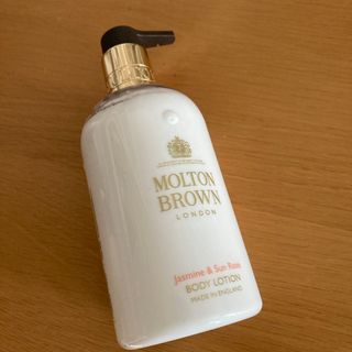 モルトンブラウン(MOLTON BROWN)のMOLTON BROWN ジャスミン＆サンローズ ボディローション 300ml(ボディローション/ミルク)