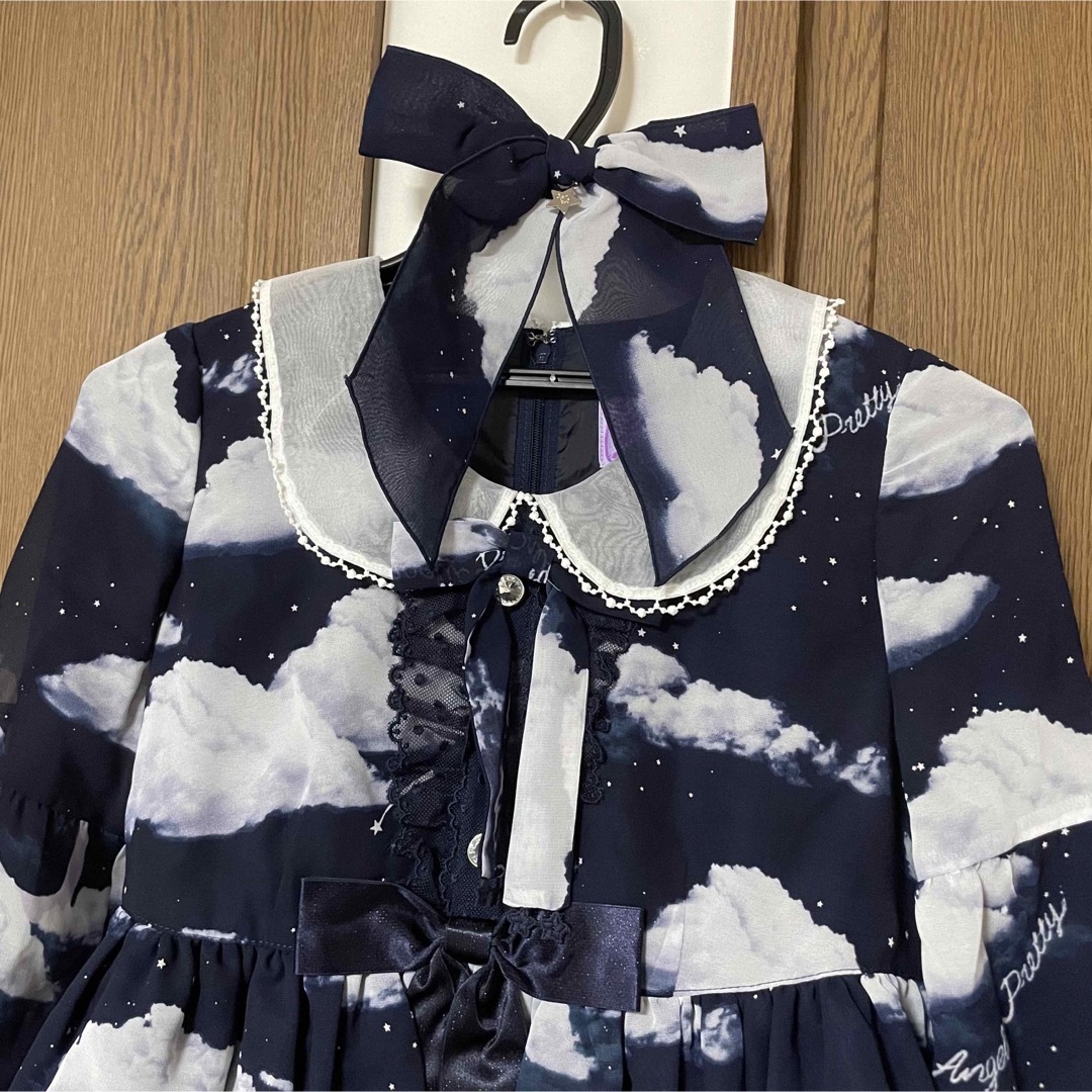 Angelic Pretty(アンジェリックプリティー)のMisty sky ワンピース リボンクリップ セット レディースのワンピース(ひざ丈ワンピース)の商品写真