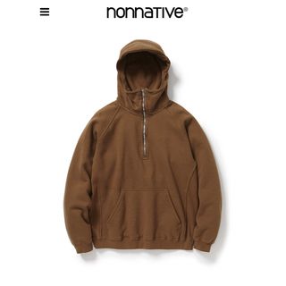 ノンネイティブ(nonnative)のnonnative COACH HALF ZIP HOODY SWEAT 茶(パーカー)