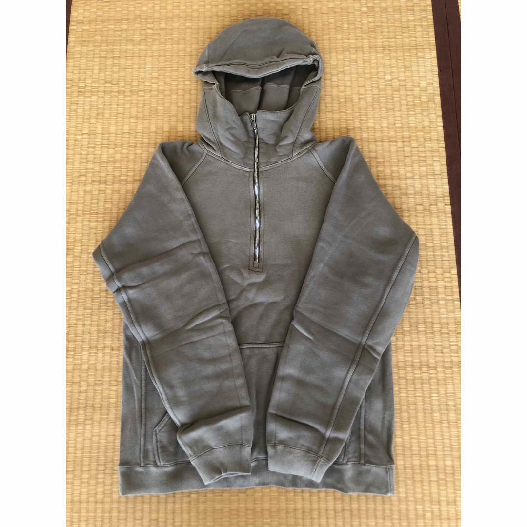 nonnative(ノンネイティブ)のnonnative COACH HALF ZIP HOODY SWEAT 灰 メンズのトップス(パーカー)の商品写真