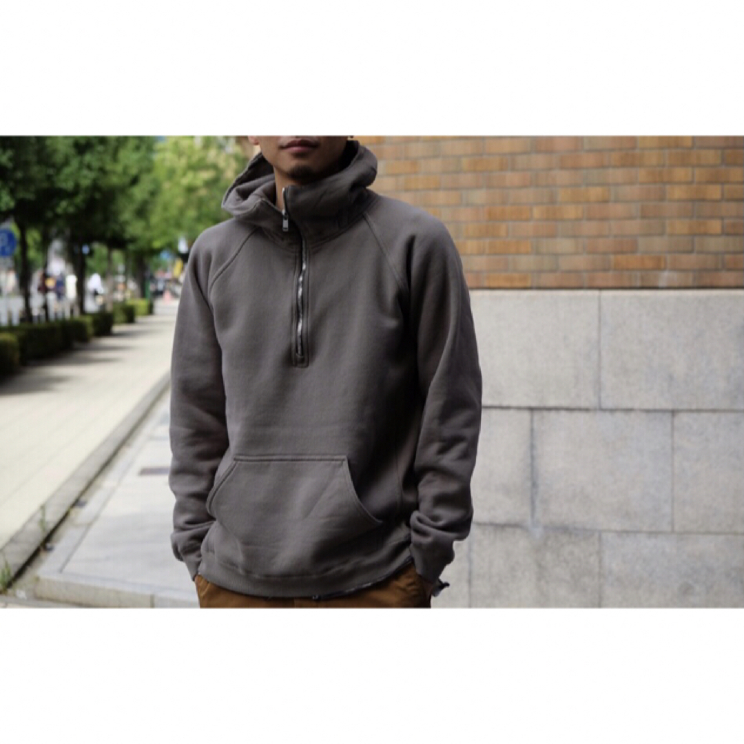 nonnative(ノンネイティブ)のnonnative COACH HALF ZIP HOODY SWEAT 灰 メンズのトップス(パーカー)の商品写真