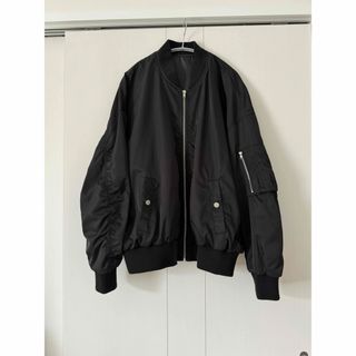 ザラ(ZARA)のMA-1   ギャザースリーブ　ブラック 美品⑅◡̈*(ブルゾン)