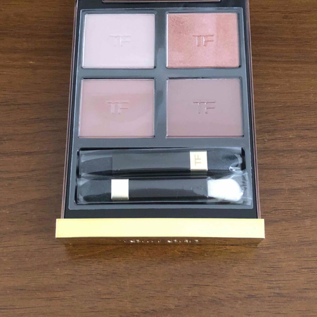 TOM FORD BEAUTY(トムフォードビューティ)のトムフォード アイシャドウ 31 スー ル サーブル コスメ/美容のベースメイク/化粧品(アイシャドウ)の商品写真