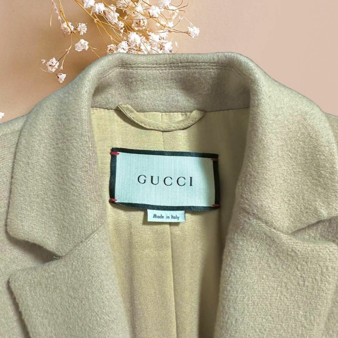 Gucci(グッチ)の☆現行タグ☆GUCCI ロングコート チェスターコート 40 ベージュ 刻印 レディースのジャケット/アウター(チェスターコート)の商品写真