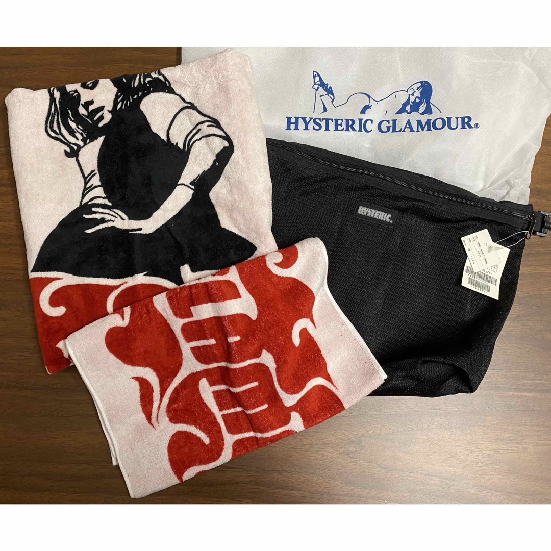 HYSTERIC GLAMOUR(ヒステリックグラマー)のヒステリックグラマー　バスタオル　フェイスタオル　セット　ヴィクセンガール インテリア/住まい/日用品の日用品/生活雑貨/旅行(タオル/バス用品)の商品写真