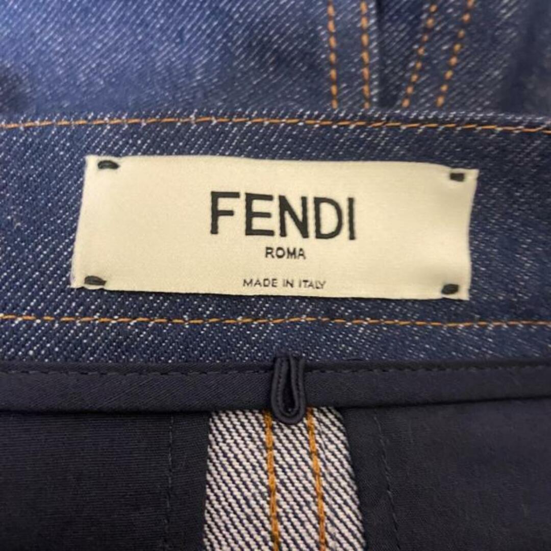 FENDI(フェンディ)のFENDI(フェンディ) ミニスカート サイズ38 S レディース美品  - FLQ553 ネイビー デニム/スカートカバー付き レディースのスカート(ミニスカート)の商品写真