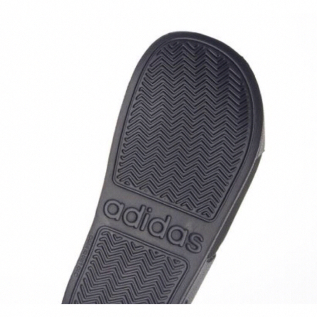 adidas(アディダス)のアディダス シャワーサンダル ネイビー 27.5センチ 新品 タグ付き メンズの靴/シューズ(サンダル)の商品写真