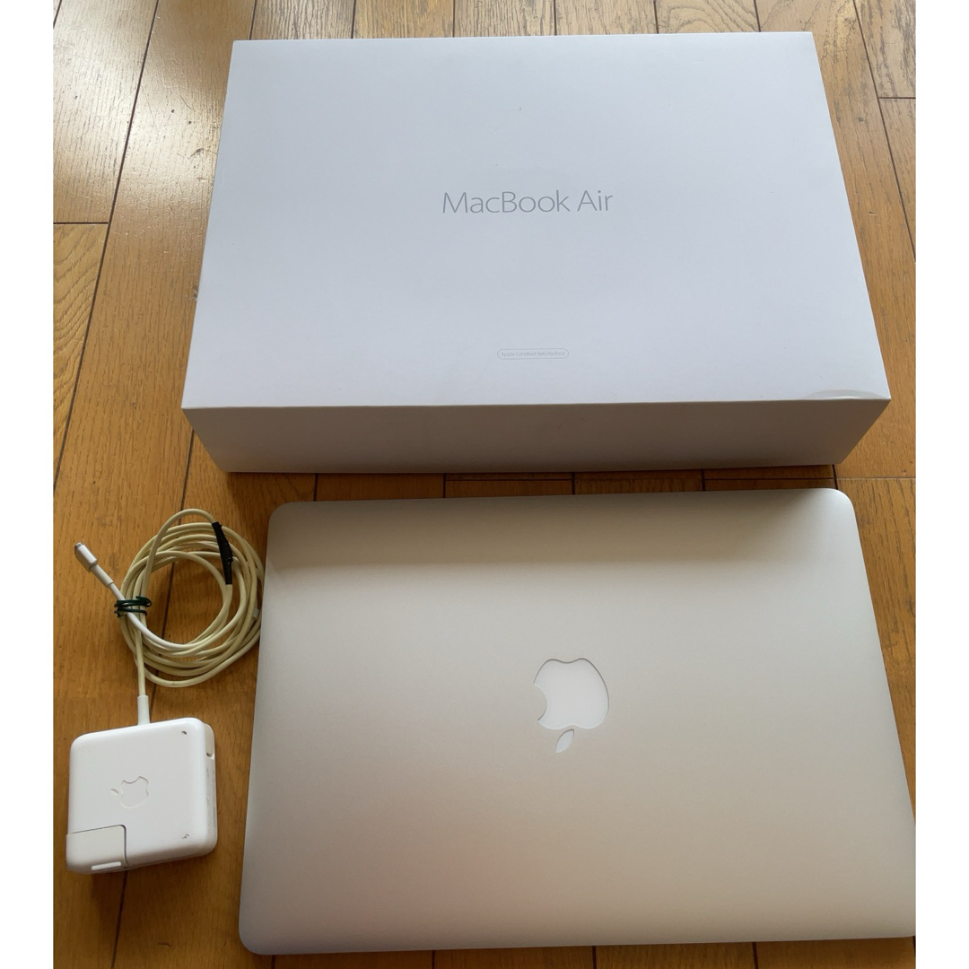 Mac (Apple)(マック)のMacBook Air 13inch(A1466) スマホ/家電/カメラのPC/タブレット(ノートPC)の商品写真