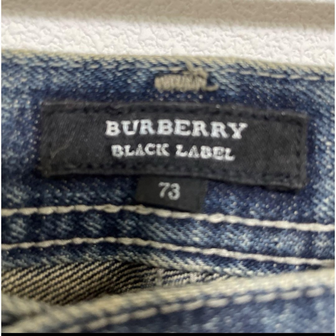 BURBERRY BLACK LABEL(バーバリーブラックレーベル)のBURBERRYバーバリーブラックレーベル　デニム　ジーンズサイズ73 メンズのパンツ(デニム/ジーンズ)の商品写真