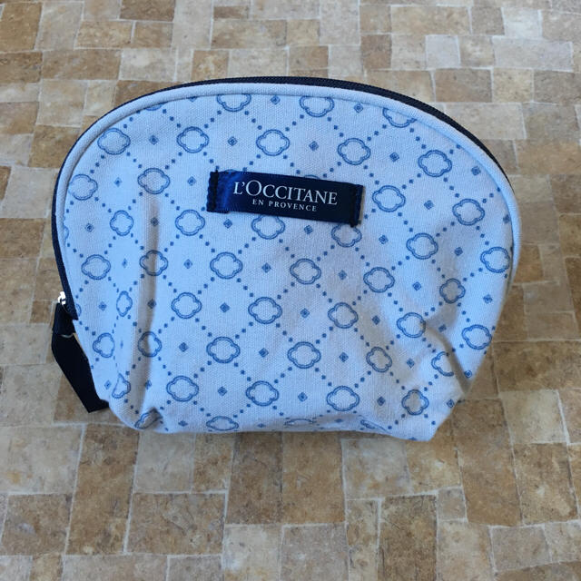 L'OCCITANE(ロクシタン)のロクシタンポーチ レディースのファッション小物(ポーチ)の商品写真