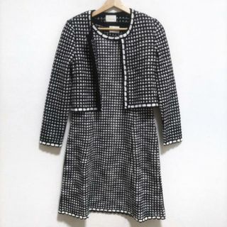 ハロッズ(Harrods)のHARRODS(ハロッズ) ワンピーススーツ レディース美品  - 白×黒 ニット(スーツ)