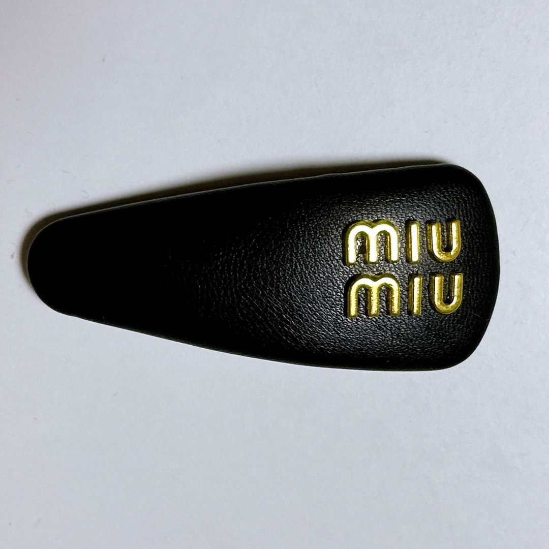 miumiu(ミュウミュウ)のmiumiu ヘアピン　ヘアクリップ　ヘアゴム レディースのヘアアクセサリー(ヘアピン)の商品写真
