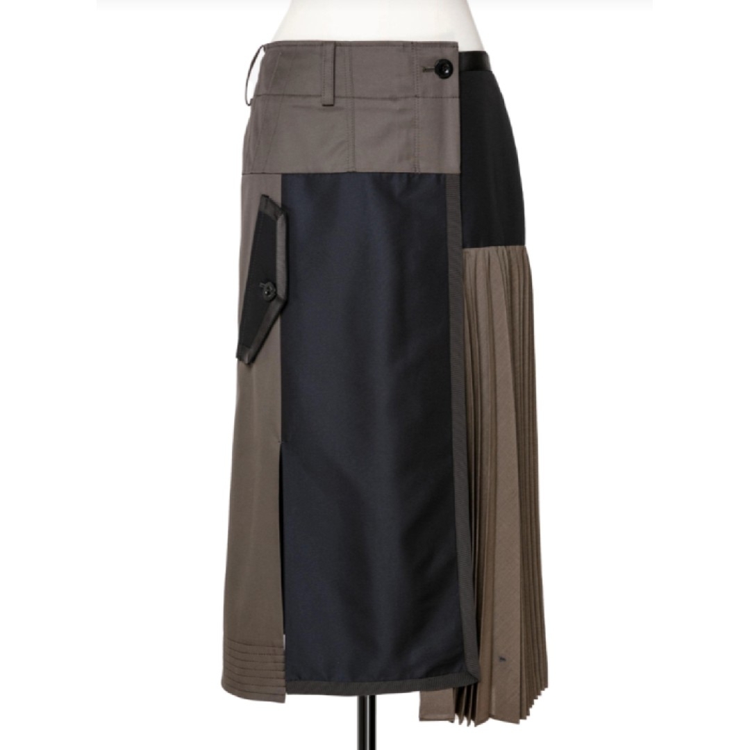 sacai(サカイ)のサカイ　プリーツスカート　カーキ✕ネイビー レディースのスカート(ロングスカート)の商品写真