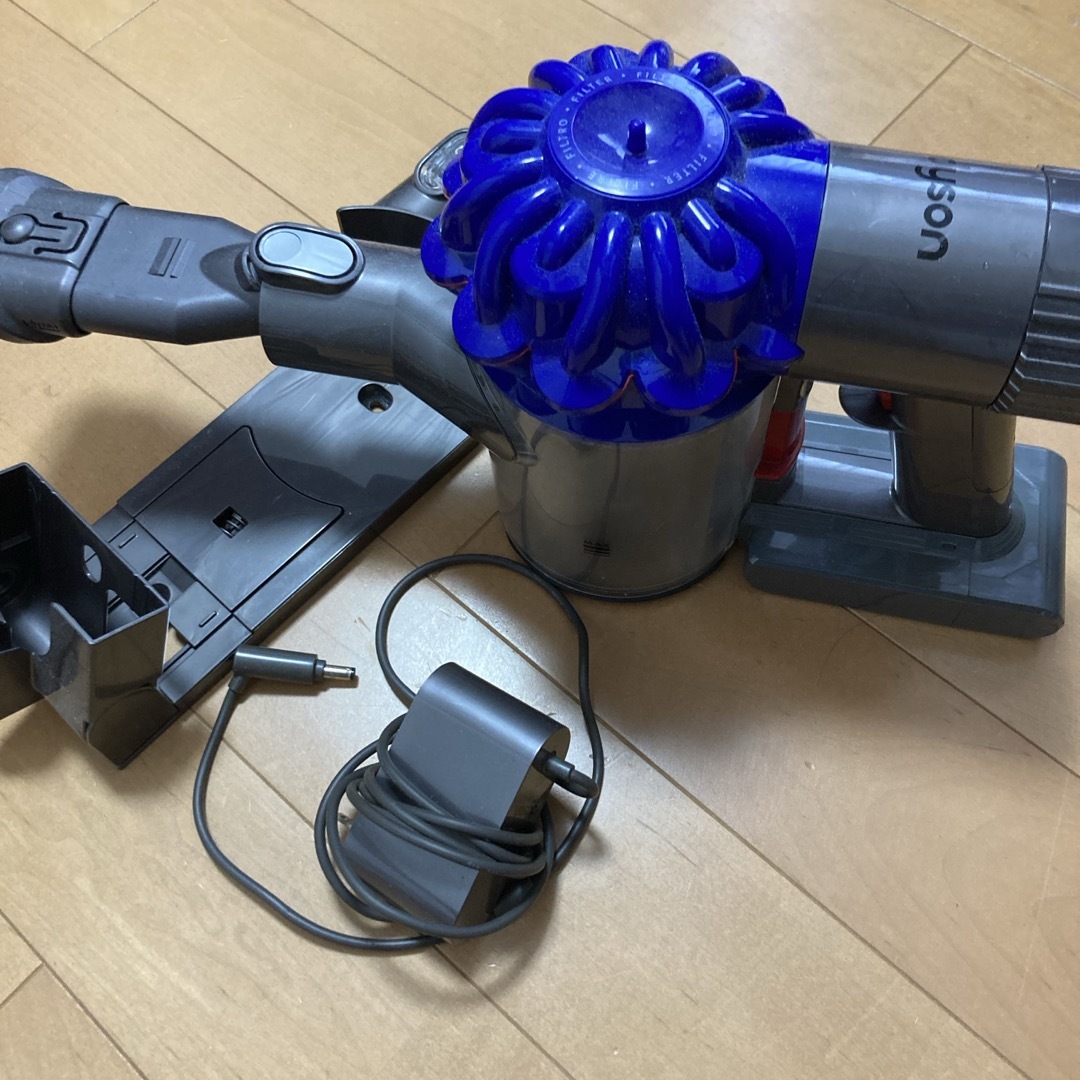 Dyson(ダイソン)のダイソン　掃除機　 スマホ/家電/カメラの生活家電(掃除機)の商品写真