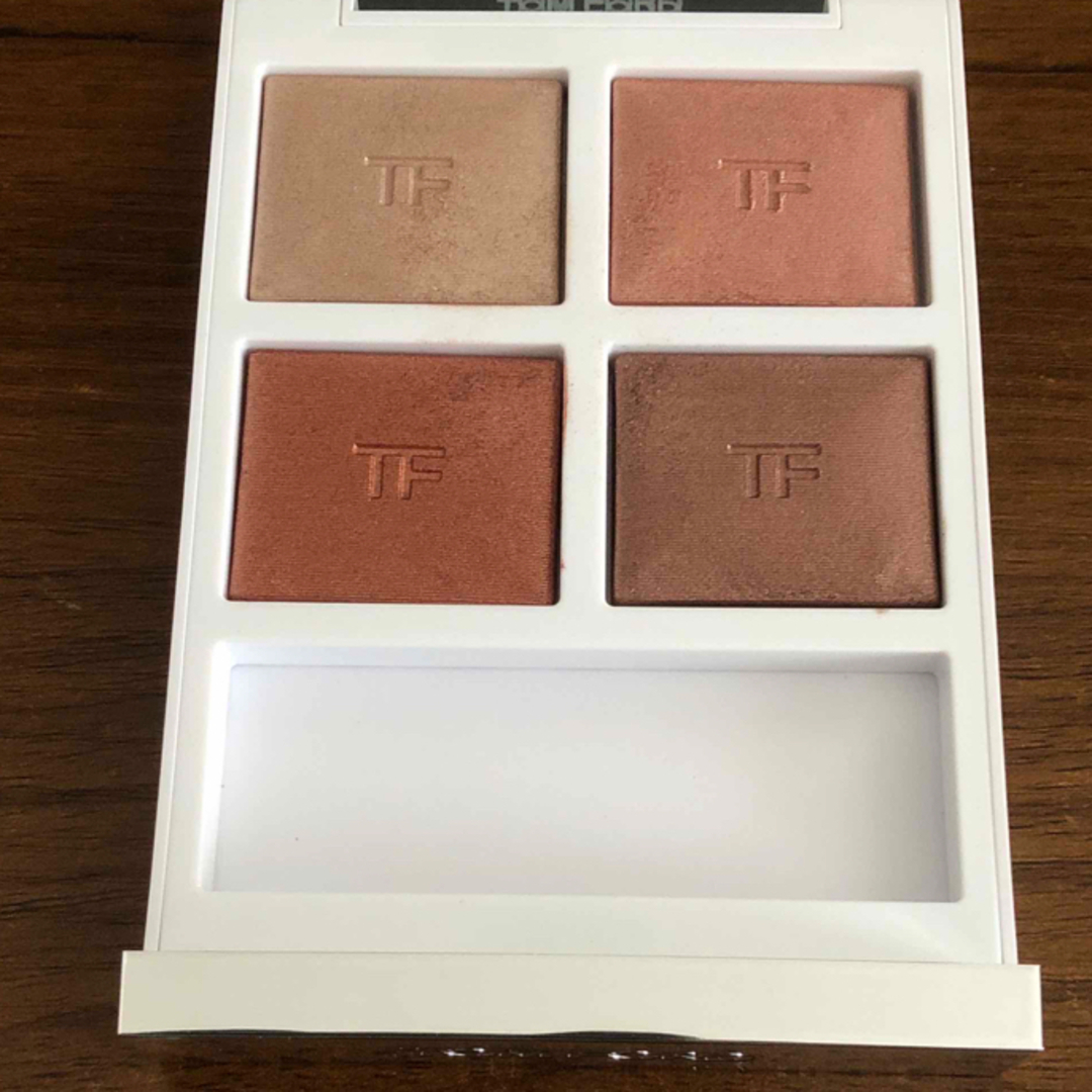 TOM FORD BEAUTY(トムフォードビューティ)の[限定品]トムフォード アイシャドウ 01N アプレ スキー  コスメ/美容のベースメイク/化粧品(アイシャドウ)の商品写真