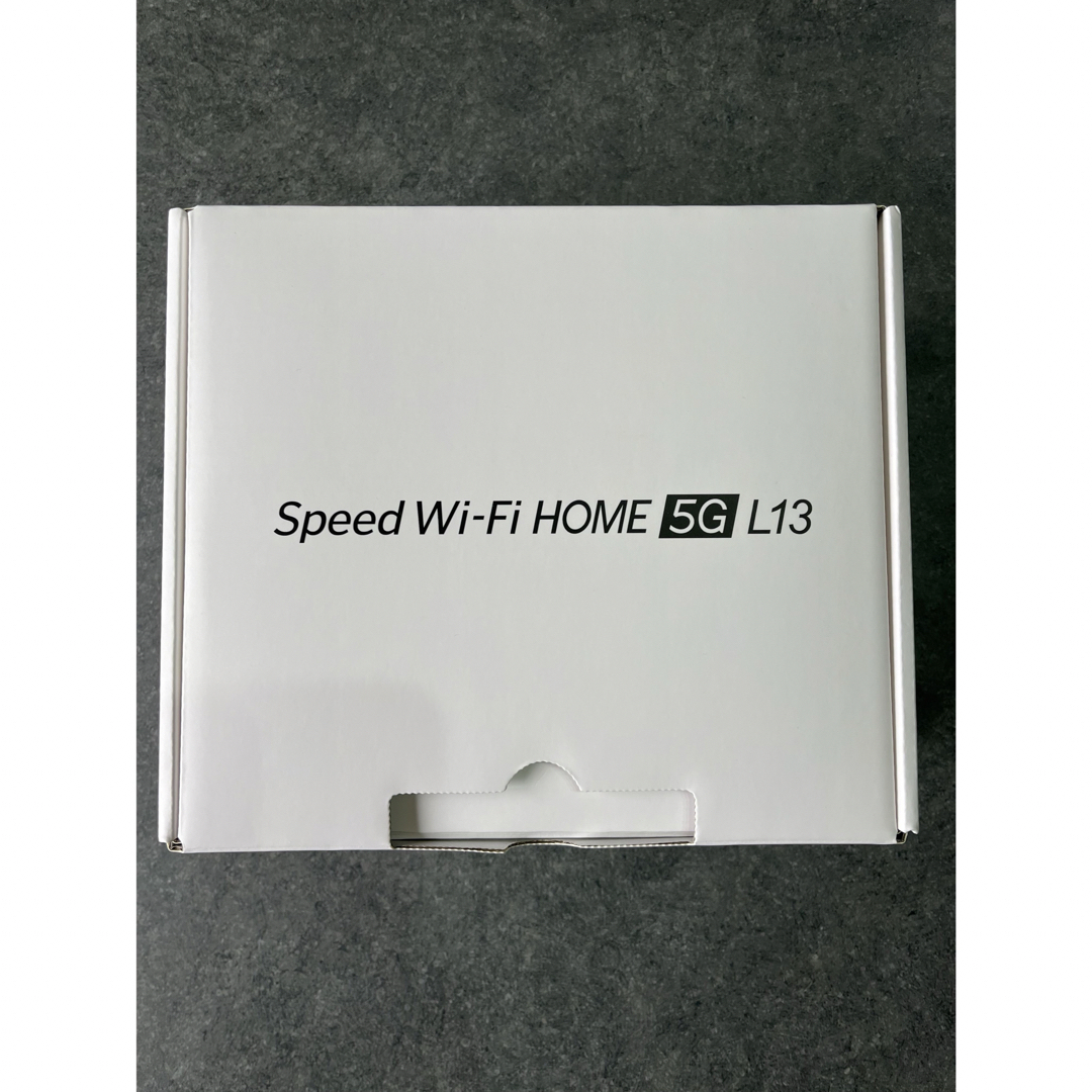 au(エーユー)のSpeed Wi-Fi HOME 5G L13 スマホ/家電/カメラのPC/タブレット(PC周辺機器)の商品写真