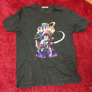 ユニクロ(UNIQLO)のアラレちゃんＴシャツ(Tシャツ(半袖/袖なし))