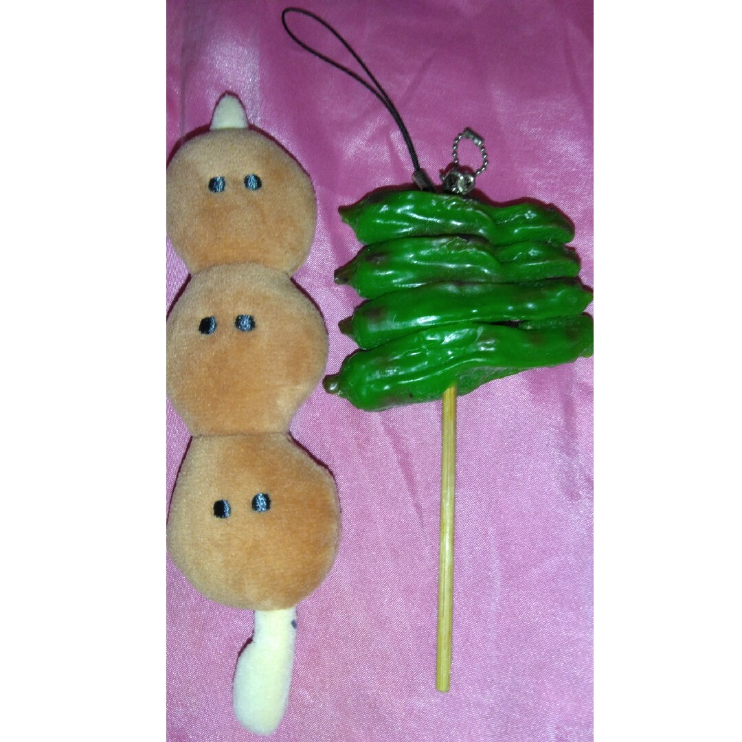 食品サンプルししとう串とふわふわ串セット。 エンタメ/ホビーのおもちゃ/ぬいぐるみ(ぬいぐるみ)の商品写真