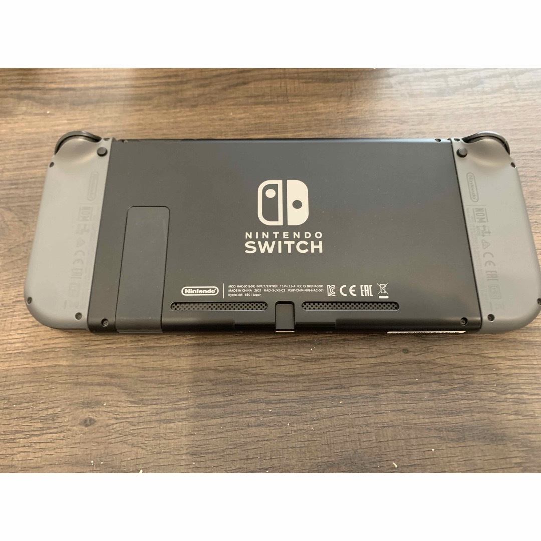 Nintendo Switch(ニンテンドースイッチ)のNintendo Switch Joy-Con (L) / (R) グレー エンタメ/ホビーのゲームソフト/ゲーム機本体(家庭用ゲーム機本体)の商品写真