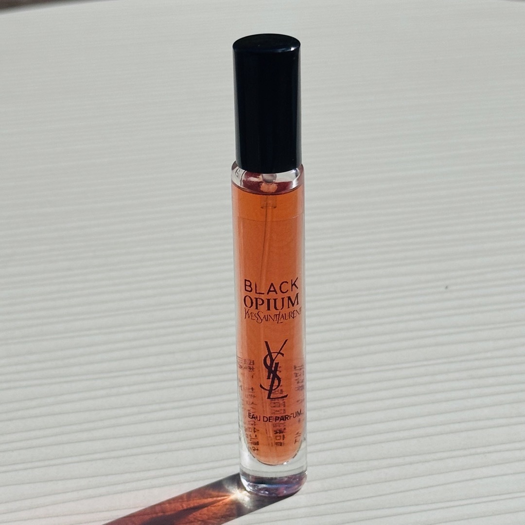 Yves Saint Laurent(イヴサンローラン)のYSL Black Opium EDPイヴサンローラン ブラックオピウム10ml コスメ/美容の香水(香水(女性用))の商品写真