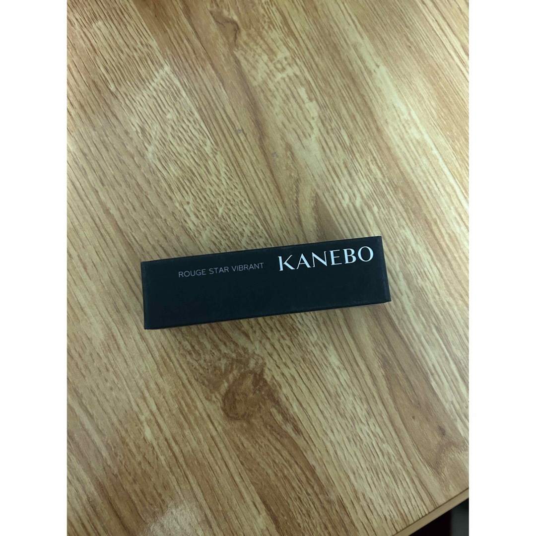 KANEBO  カネボウ ルージュ スター ヴァイブラント V04 コスメ/美容のベースメイク/化粧品(口紅)の商品写真