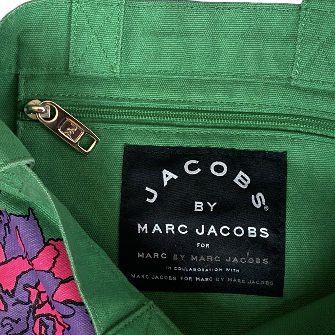 MARC BY MARC JACOBS(マークバイマークジェイコブス)のマークバイマークジェイコブス　ショルダーキャンバスバッグ　花柄 レディースのバッグ(ショルダーバッグ)の商品写真