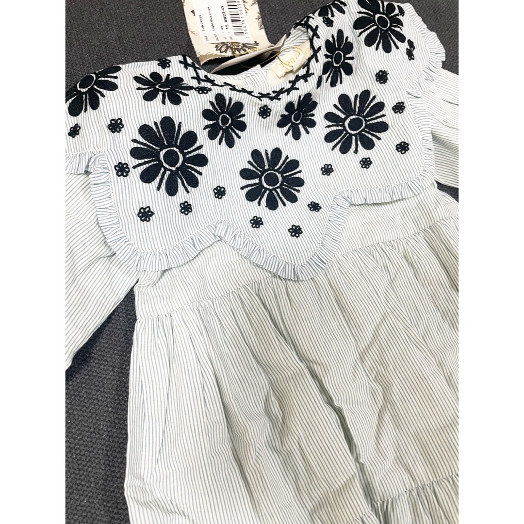 新品 ボンジュール ダイアリー 4y ワンピース 100 キッズ/ベビー/マタニティのキッズ服女の子用(90cm~)(ワンピース)の商品写真