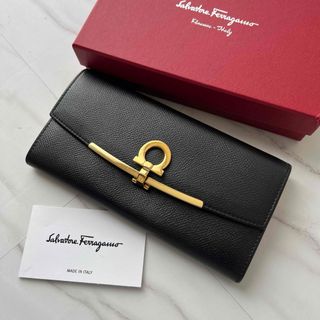 サルヴァトーレフェラガモ(Salvatore Ferragamo)の151 美品 Ferragamo サルヴァトーレフェラガモ 2つ折り 長財布(財布)