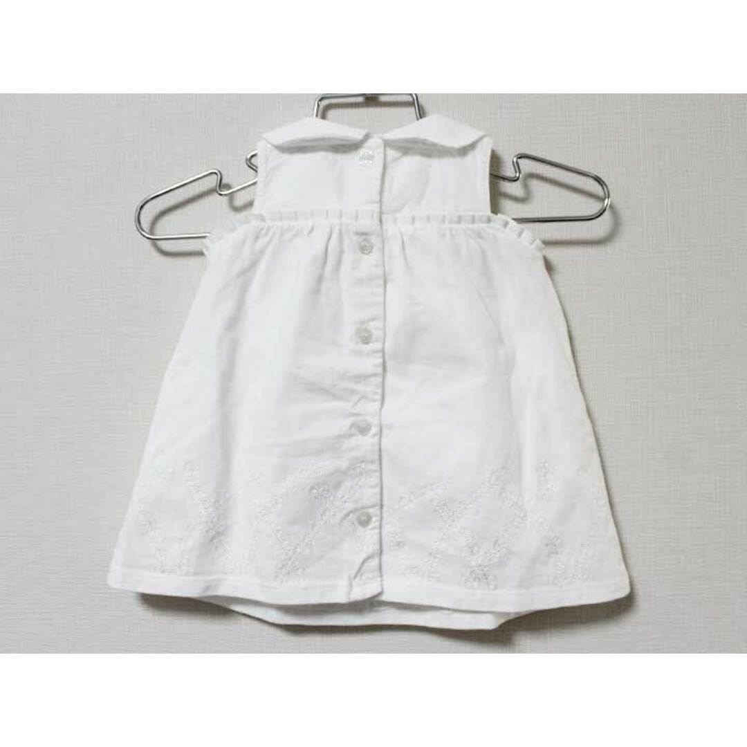 Armani(アルマーニ)の《アルマーニベビー/Armani baby》56cm ノースリーブワンピース 白 ブルマ付【中古】子供服 キッズ kids ベビー服 baby 女の子 夏 615032 onepi キッズ/ベビー/マタニティのベビー服(~85cm)(ワンピース)の商品写真