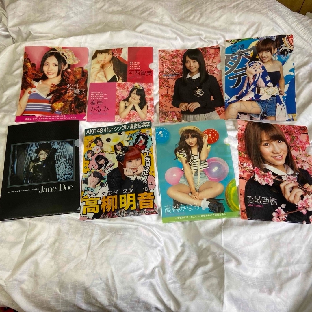 AKB48 クリアファイル　８枚 エンタメ/ホビーのタレントグッズ(アイドルグッズ)の商品写真