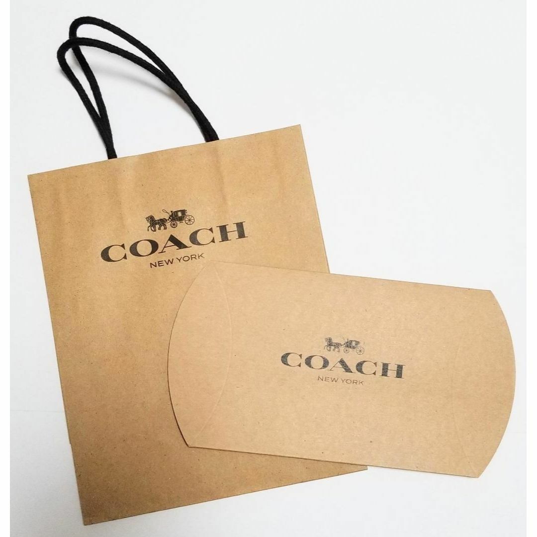 COACH(コーチ)の新品未使用 COACH ギフトボックス ショッパー セット 小 コーチ 正規品  レディースのバッグ(ショップ袋)の商品写真