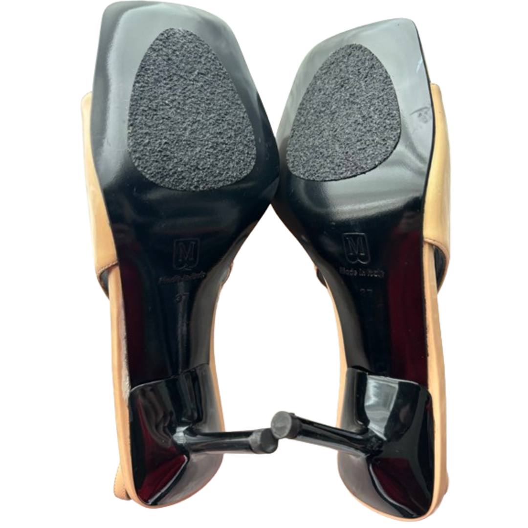 BRUNOMAGLI(ブルーノマリ)の最終値下げ ブルーノマリ BRUNOMAGLI サンダル 23.0cm  美品 レディースの靴/シューズ(サンダル)の商品写真