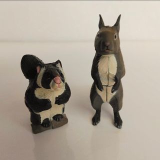 【新品】レトロ!ムササビとエゾリス(置物)