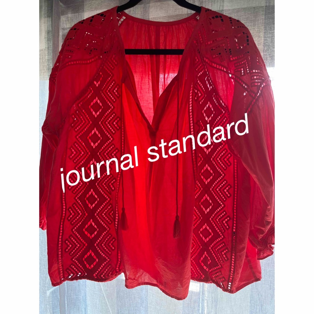 JOURNAL STANDARD(ジャーナルスタンダード)のjournal standard赤トップス⭐︎ レディースのトップス(シャツ/ブラウス(長袖/七分))の商品写真