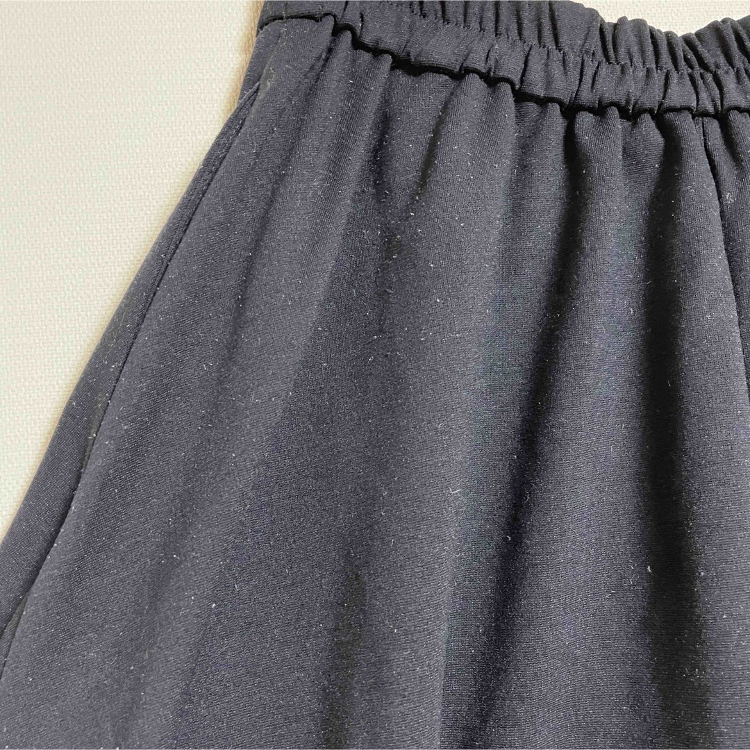 GU(ジーユー)のGU ジーユー レディース ポンチ ミディ フレアー スカート ネイビー 紺 S レディースのスカート(ひざ丈スカート)の商品写真