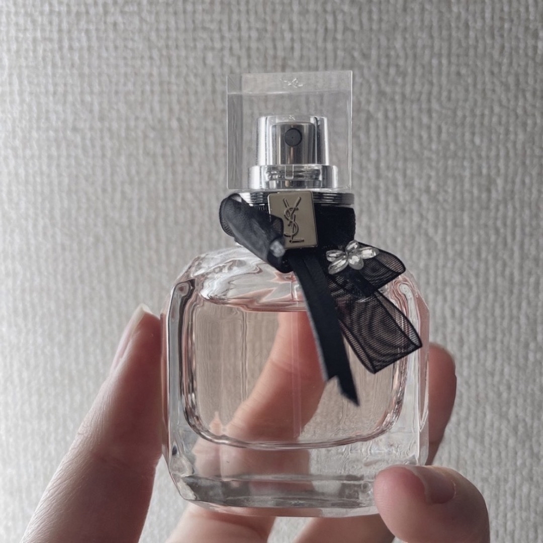 Yves Saint Laurent(イヴサンローラン)のYSL モンパリフローラル 30ml コスメ/美容の香水(香水(女性用))の商品写真