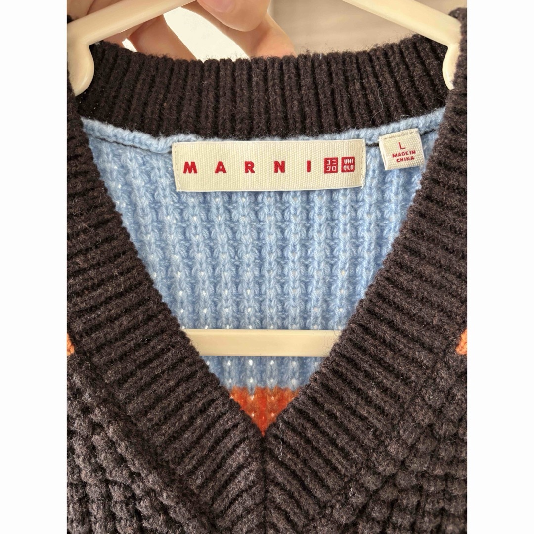 Marni(マルニ)のUNIQLO×MARNI　Vネックベスト レディースのトップス(ニット/セーター)の商品写真