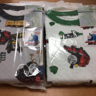 ユニクロ(UNIQLO)の【新品】ユニクロ キルトパジャマセット 80(パジャマ)