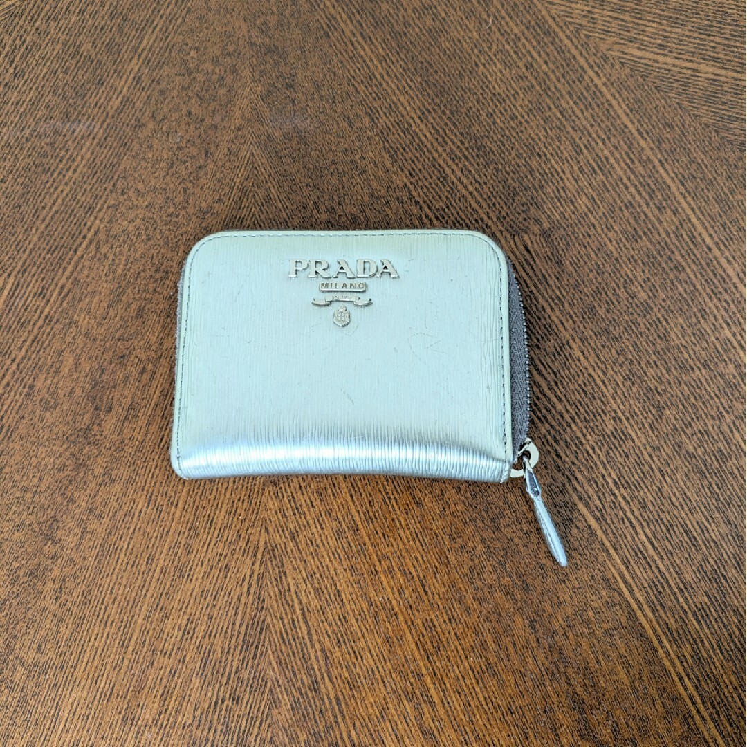 PRADA(プラダ)のPRADA　ミニ財布　コインケース レディースのファッション小物(財布)の商品写真
