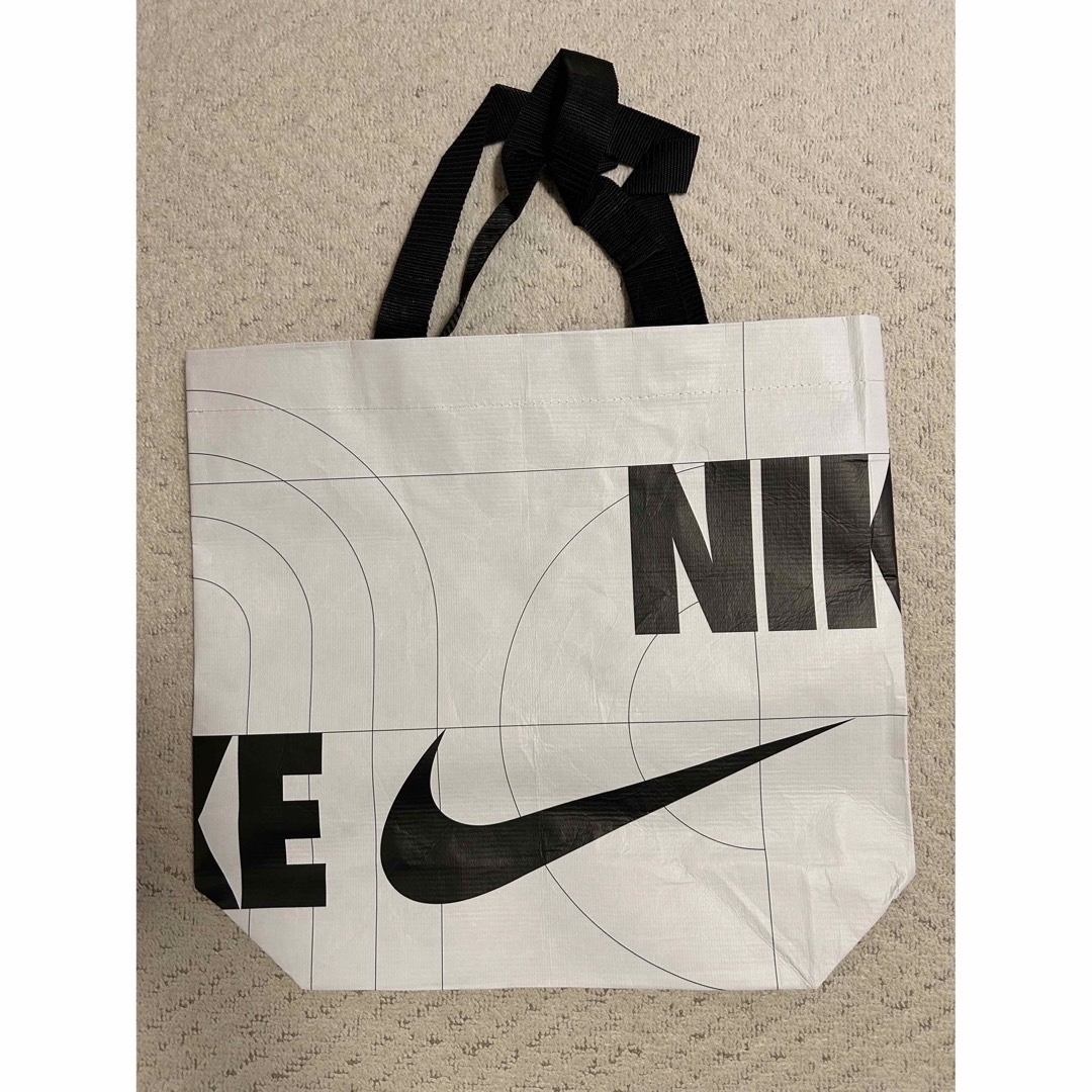 NIKE(ナイキ)の新品★NIKE ナイキ セットアップ スウェット パーカー パンツ  Lサイズ　 メンズのトップス(パーカー)の商品写真