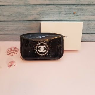 シャネル(CHANEL)の【新品】CHANEL　シャネルノベルティ エナメルポーチ ブラック(ポーチ)