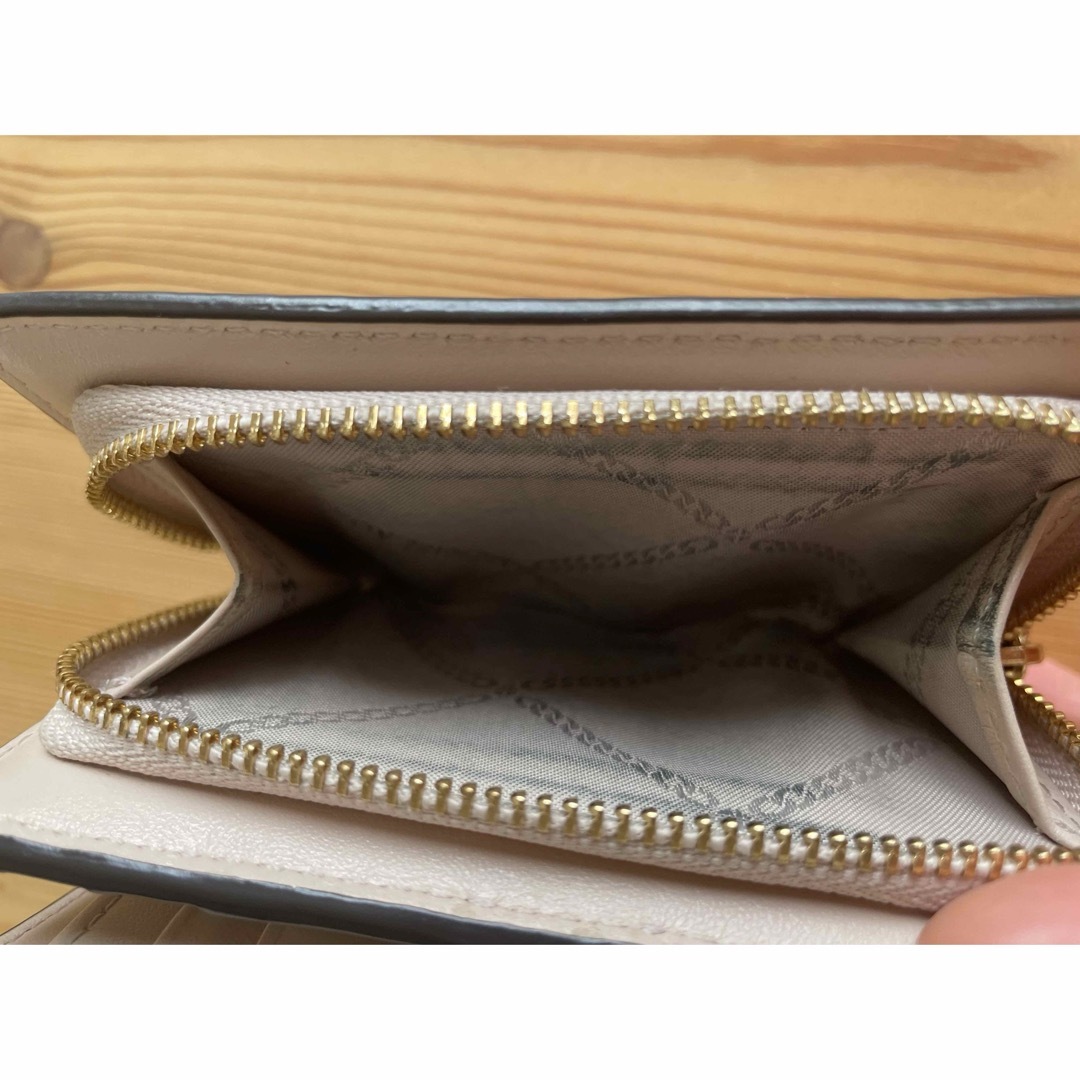 Michael Kors(マイケルコース)のマイケルコース　財布　二つ折り レディースのファッション小物(財布)の商品写真